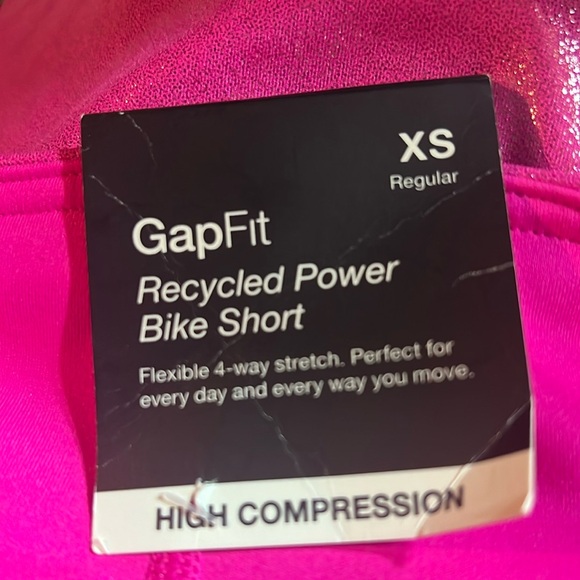 GAPFIT  BIKE SHORT PINK SIZE XS - Picture 8 of 8